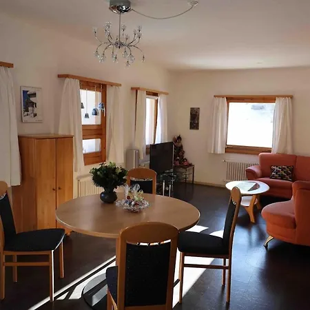 For 1-4 People Chasa Plazzoel Apartment Mustair