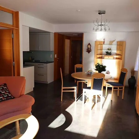 Апартаменты For 1-4 People Chasa Plazzoel Мюстаир