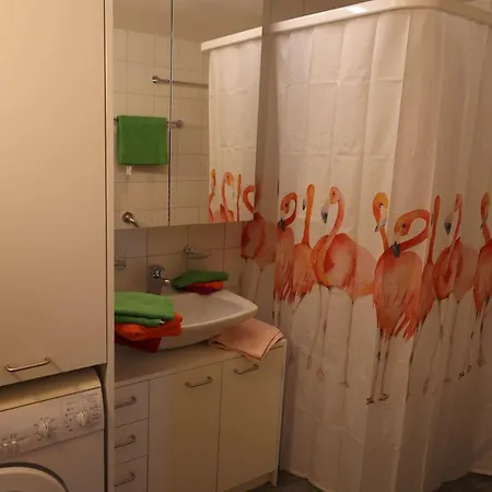 For 1-4 People Chasa Plazzoel Appartement